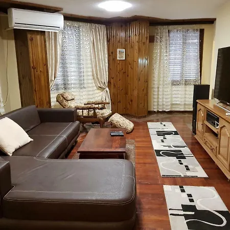 펜션 Holiday Home Arbanasi 알바나시