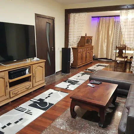 別荘 Holiday Home Arbanasi アルバナシ