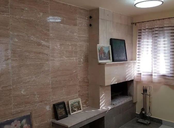 Holiday Home Arbanasi アルバナシ