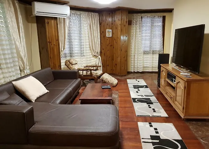 別荘 Holiday Home Arbanasi アルバナシ